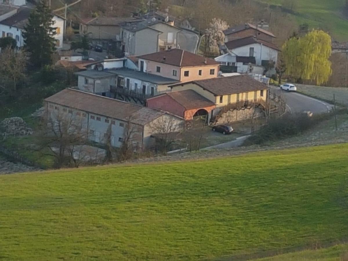 Agriturismo Di Sordiglio Casina 外观 照片
